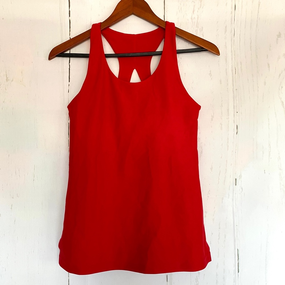ZELLA Red Strappy Fitted Built In Bra Scoop Neck Tank Small S
